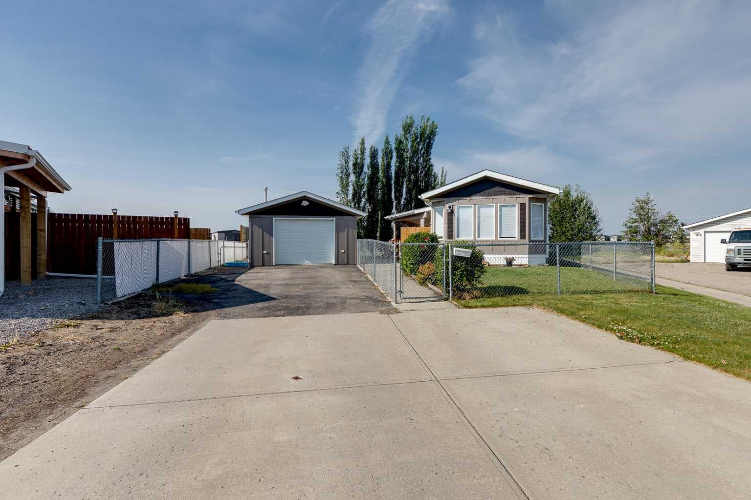 186 Meadowlark Lane — photo 1