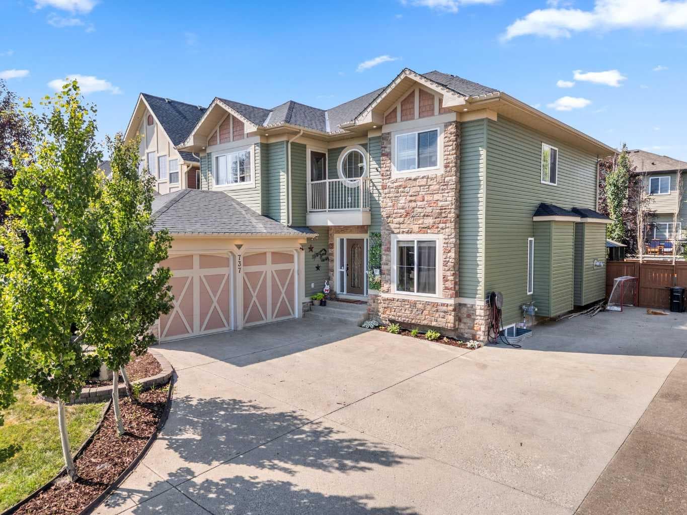 737 Canoe Avenue SW — photo 1