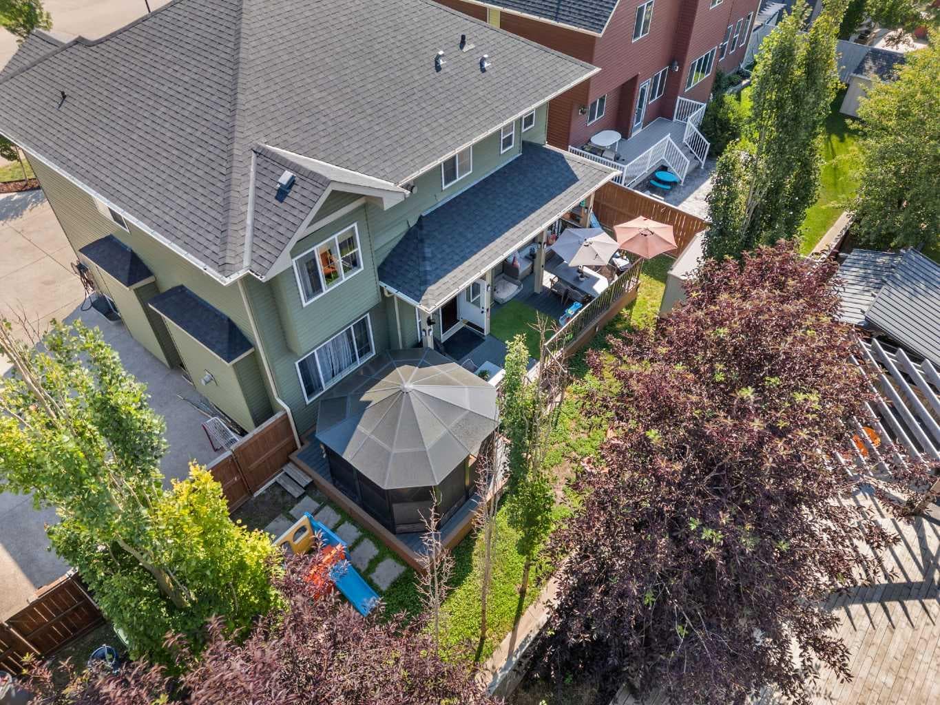 737 Canoe Avenue SW — photo 2