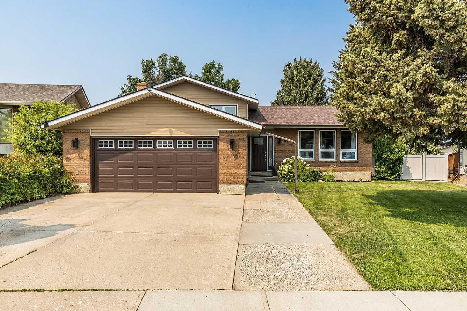 42 Buttercup Court SE — photo 2