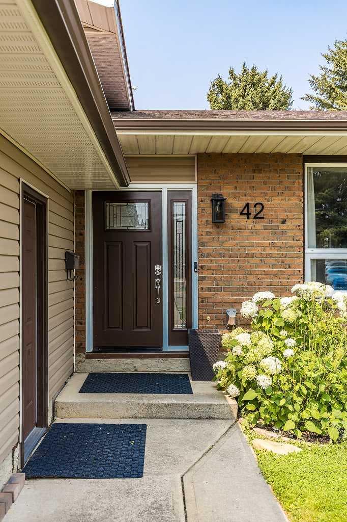 42 Buttercup Court SE — photo 5