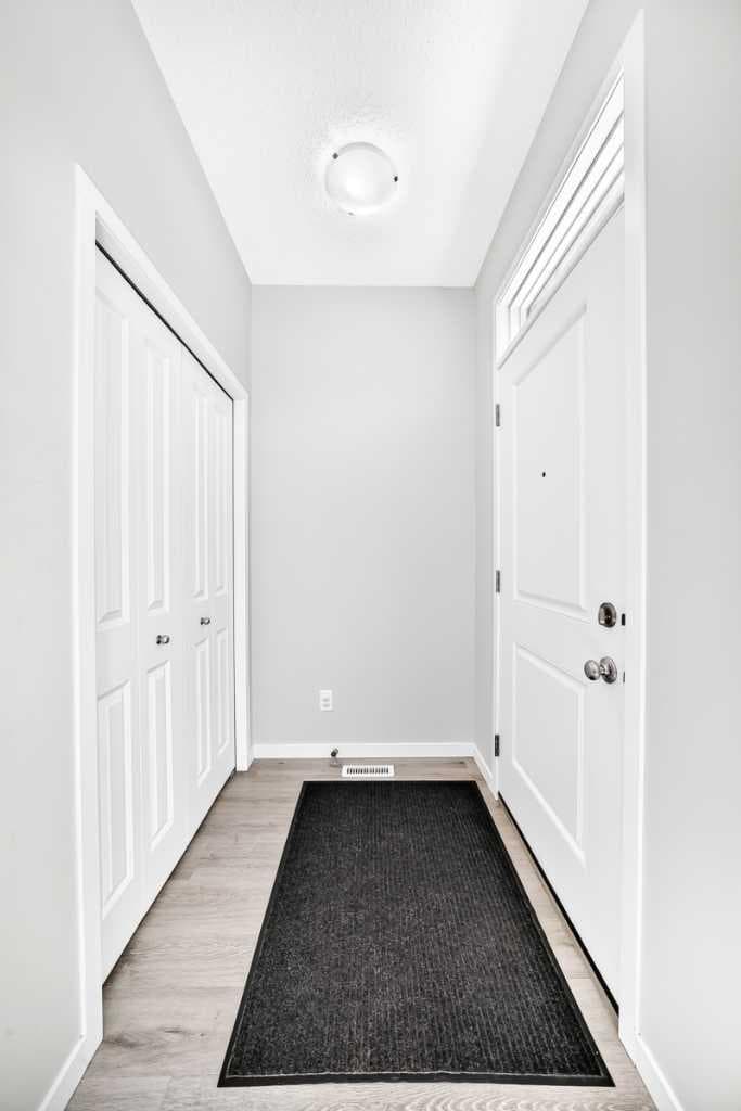 224 CORNER MEADOWS Way — photo 4