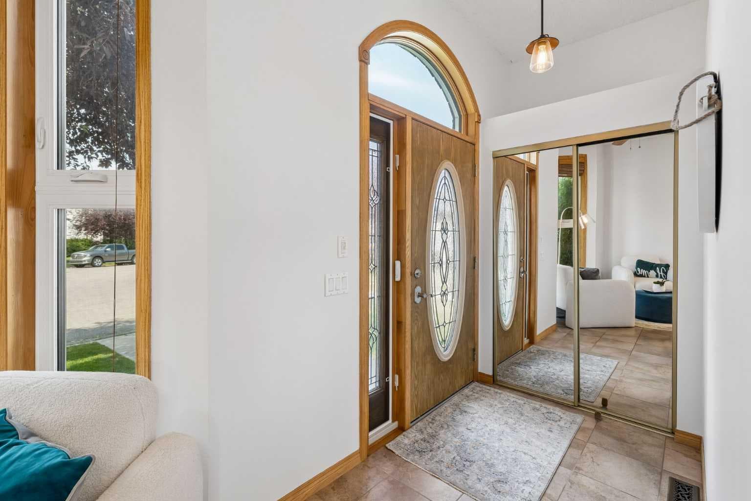 246 Mt Lorette Place SE — photo 5