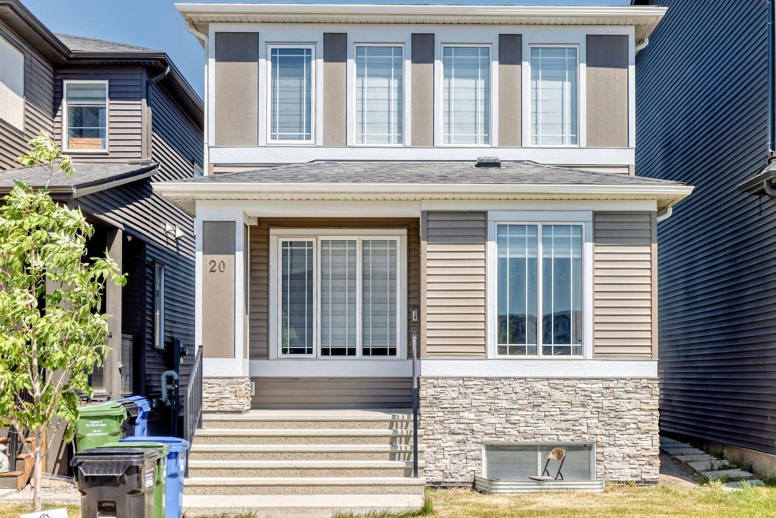 20 Corner Glen Avenue NE — photo 1