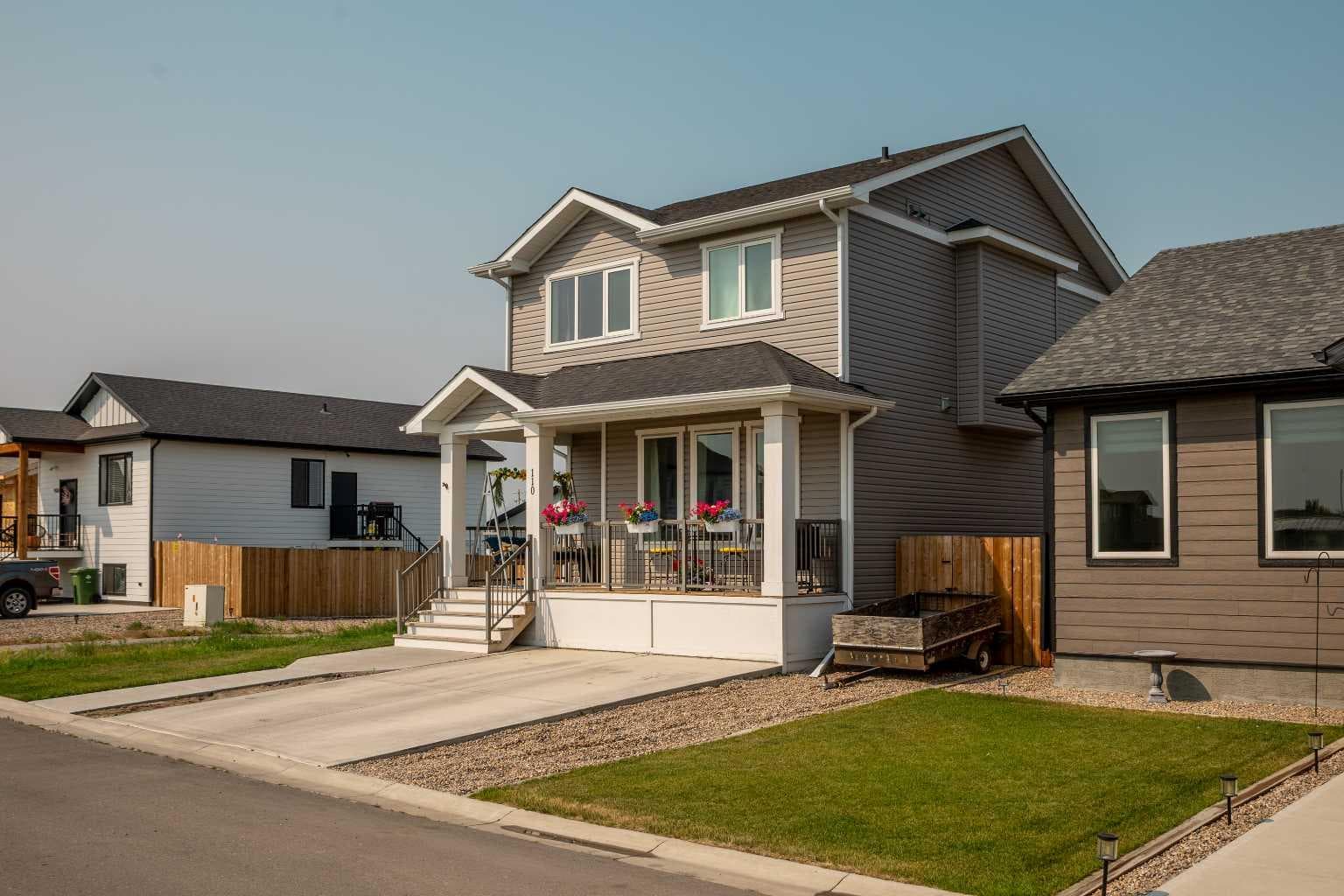 110 Prairie Gold Street — photo 3