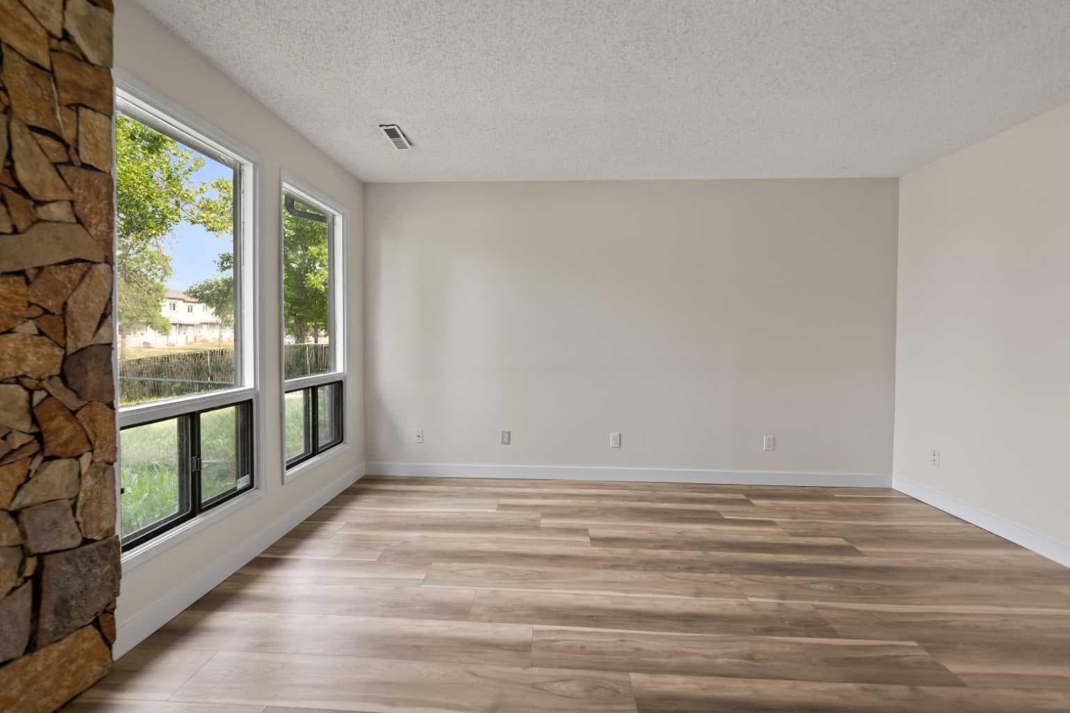 122 Berkley Way NW — photo 4