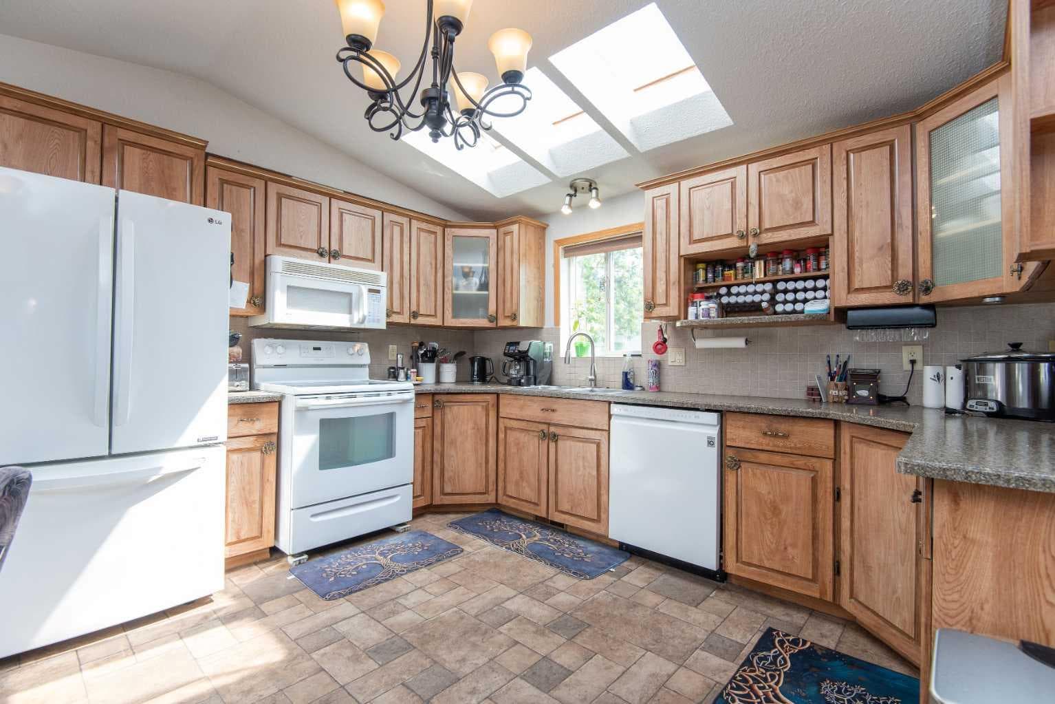 337, 37543 England Way — photo 4