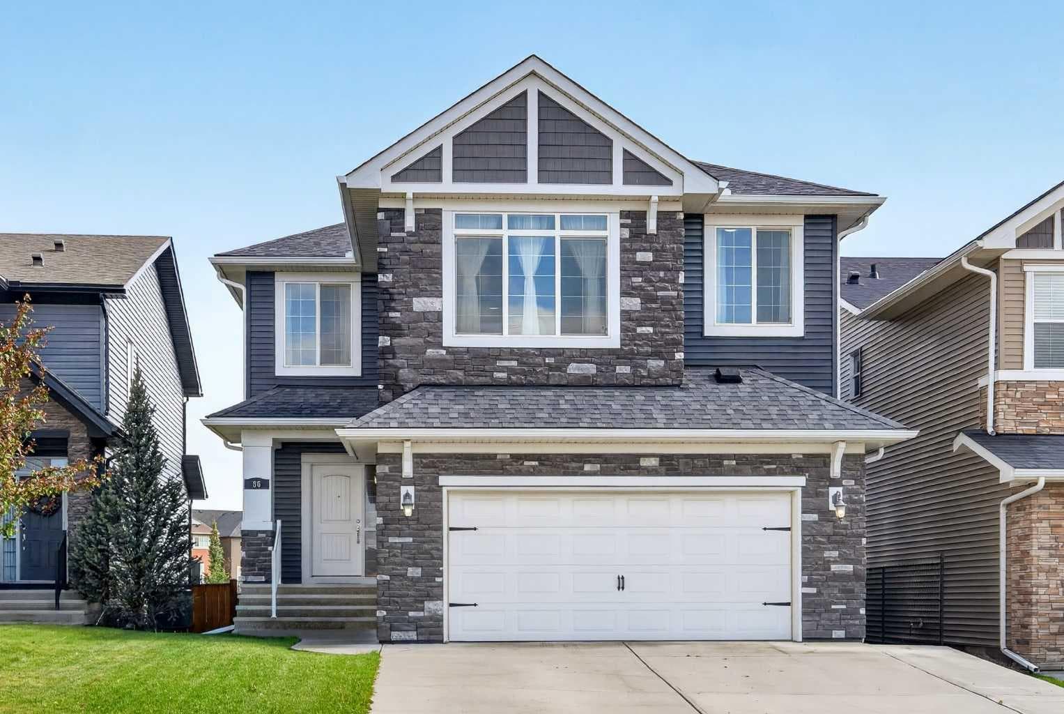 86 Nolanshire Crescent NW — photo 1