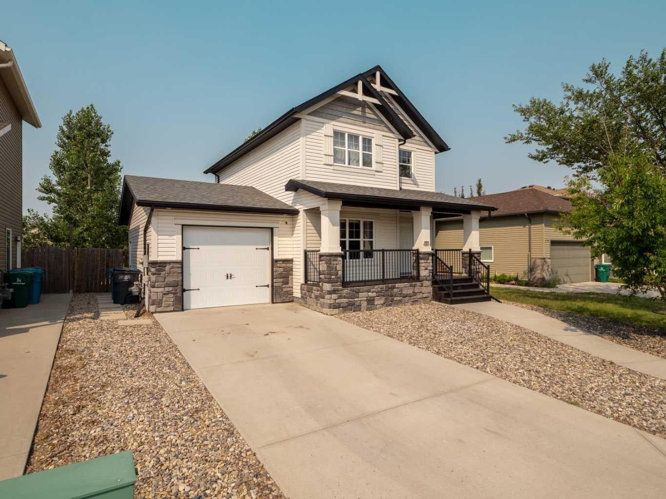 120 Mt Sundial Court W — photo 2