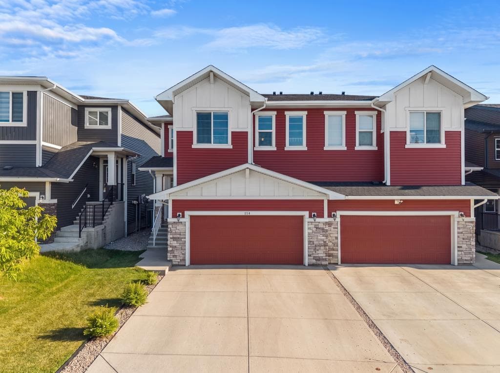114 Crestbrook Way SW — photo 1