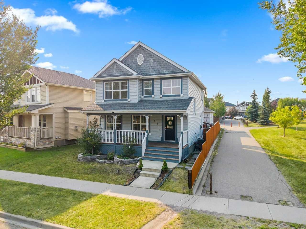 813 Prestwick Circle SE — photo 2