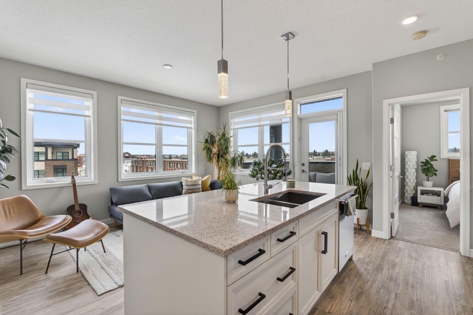 1402, 80 Greenbriar Place NW — photo 3