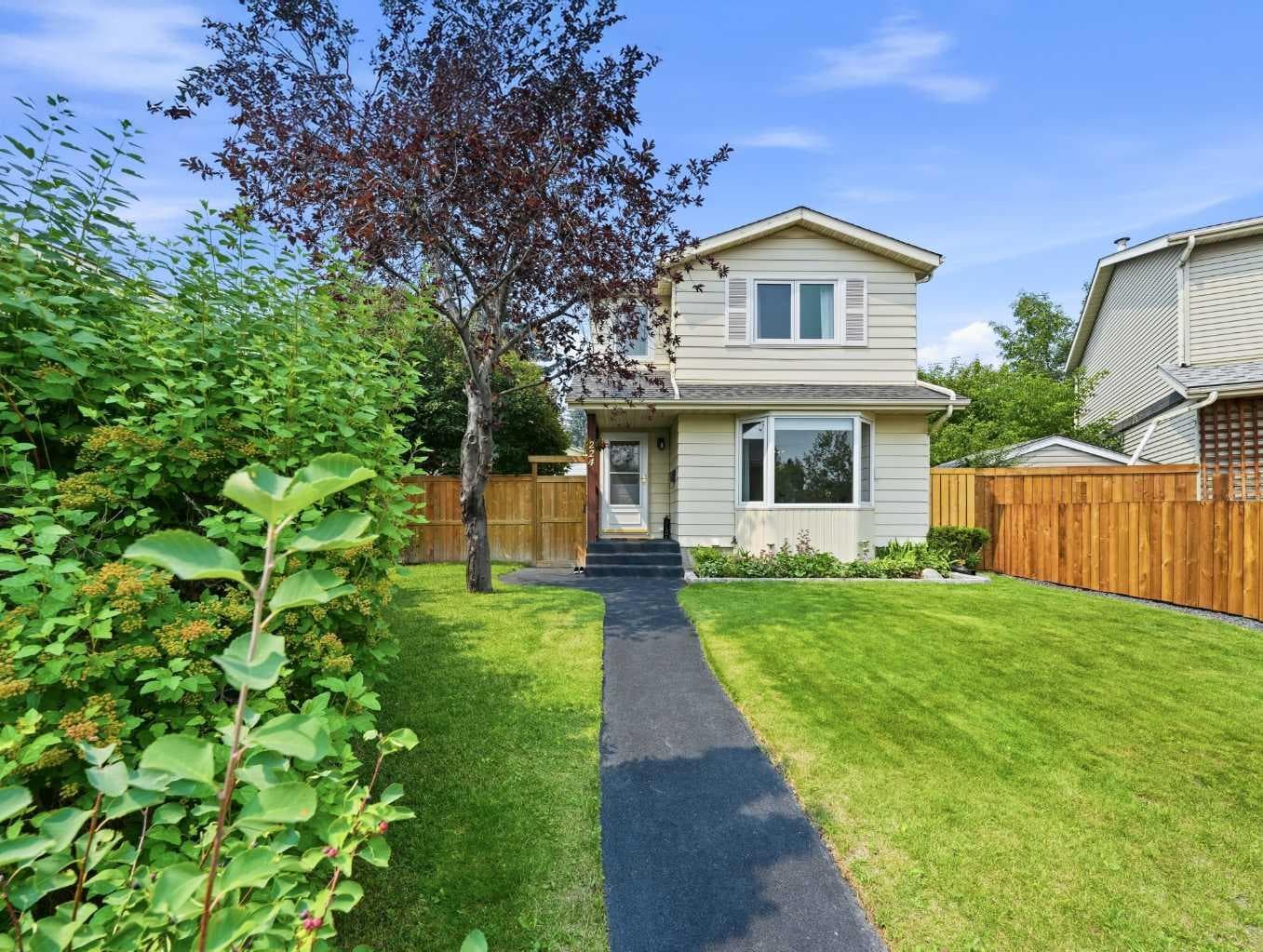 224 Erin Dale Place SE — photo 1