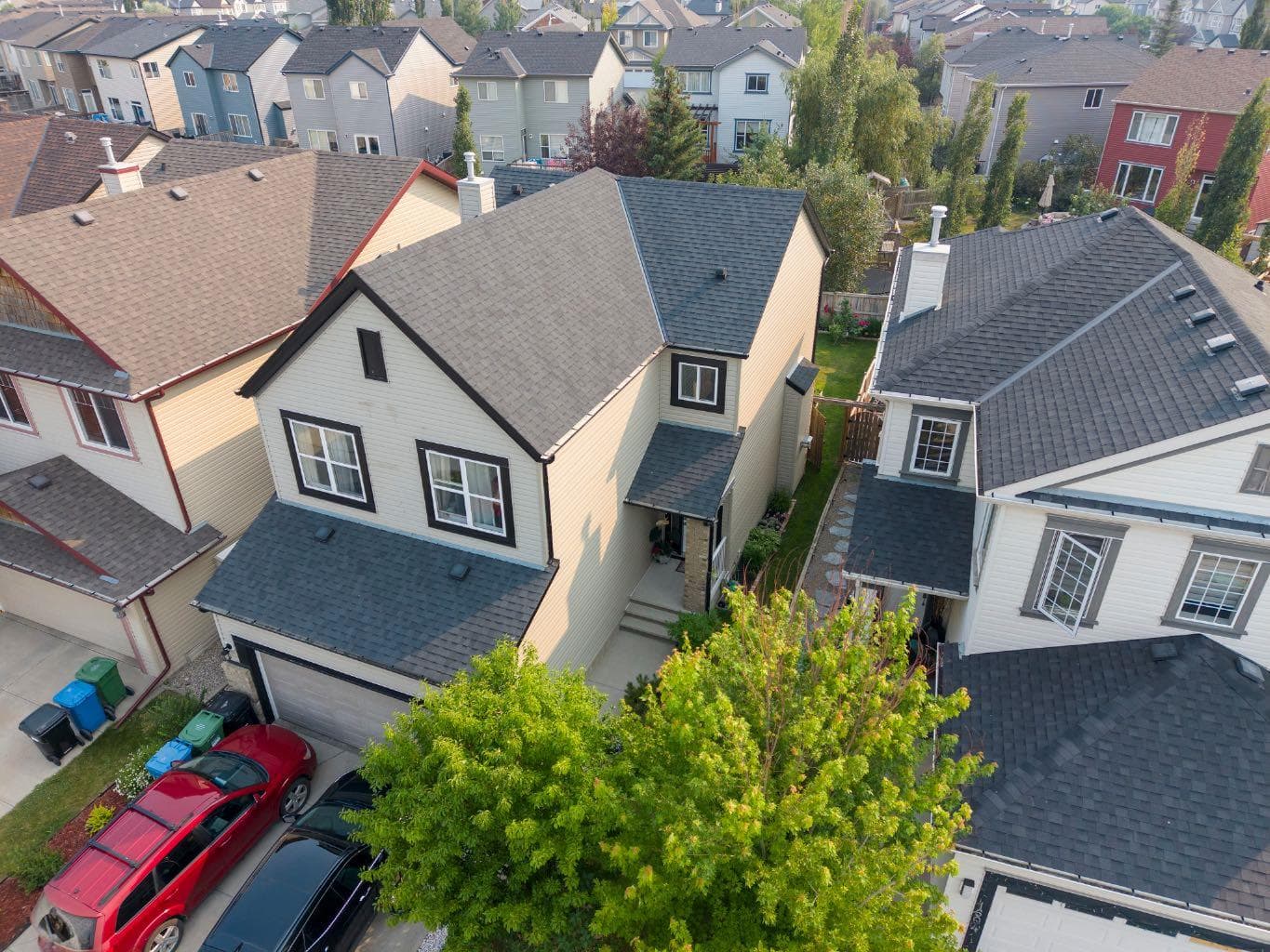 1600 Copperfield Boulevard SE — photo 1