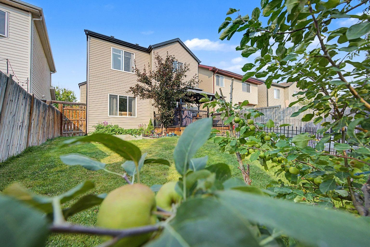 1600 Copperfield Boulevard SE — photo 4