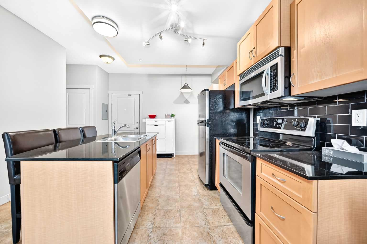 5601, 11811 Lake Fraser Drive SE — photo 2