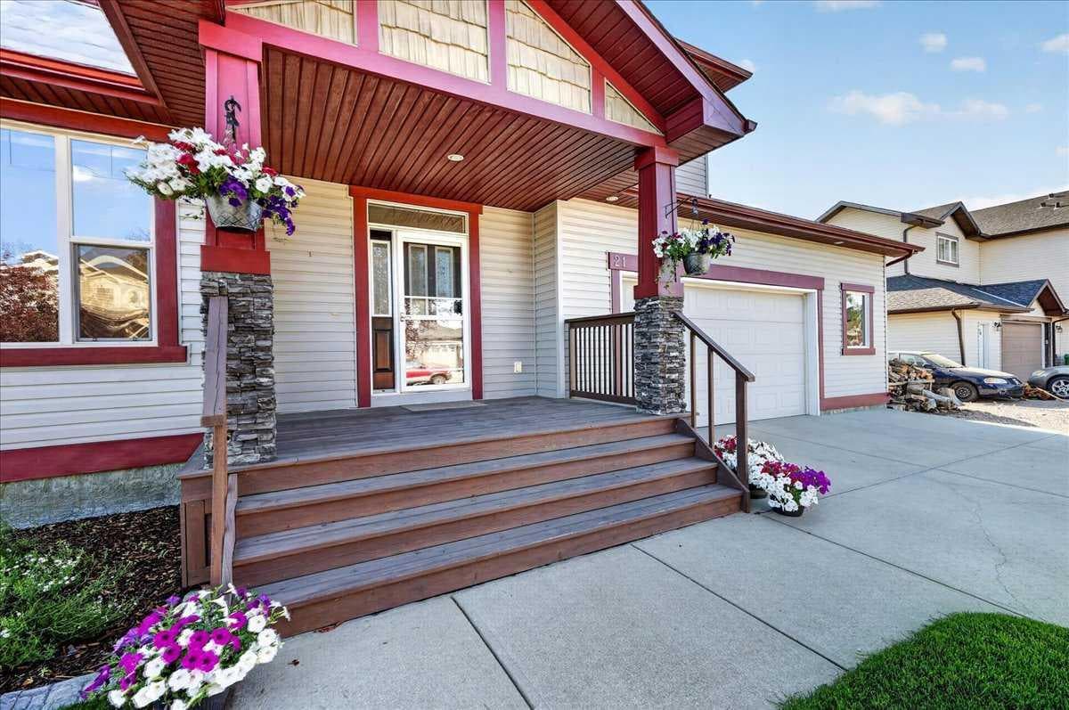 21 Mcintyre Place NW — photo 3