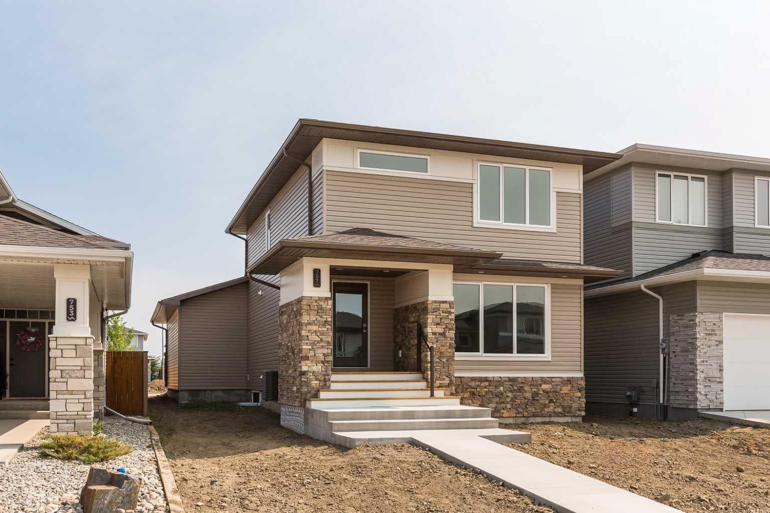 757 Riverhills Landing W — photo 2
