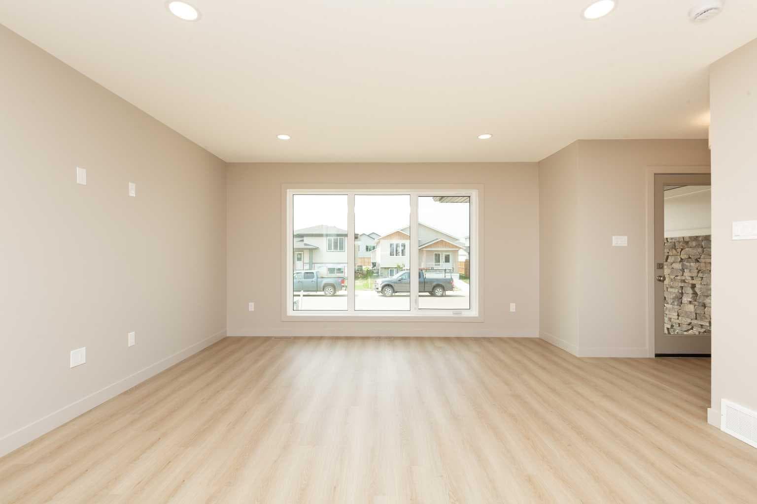 757 Riverhills Landing W — photo 5