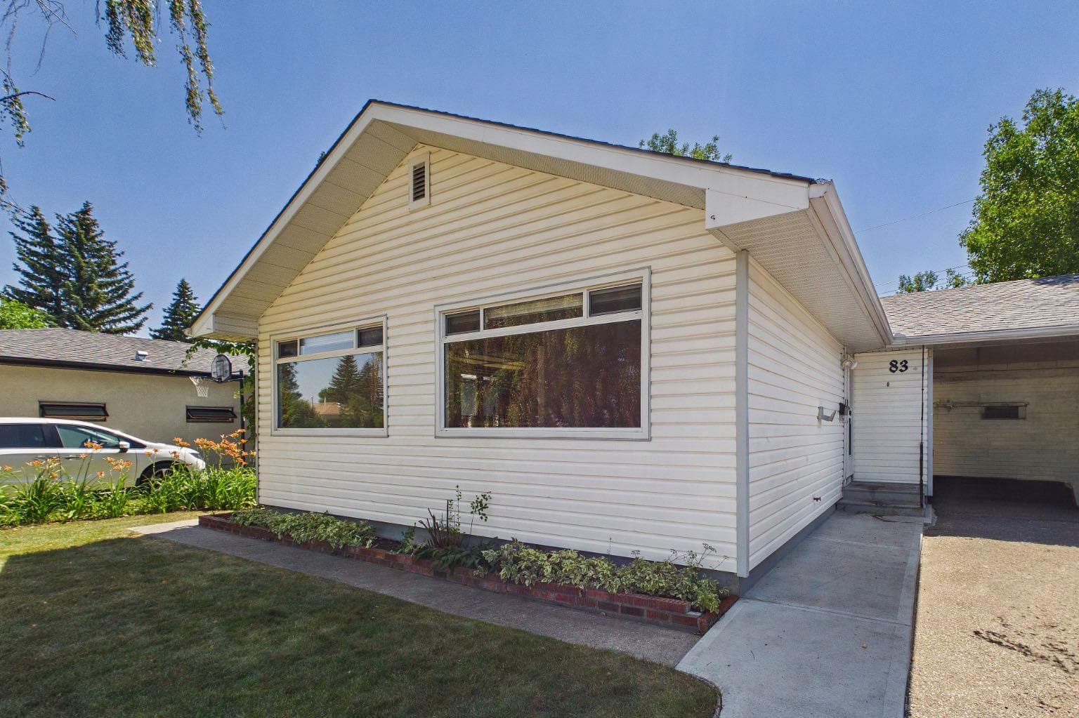 83 Westover Drive SW — photo 3