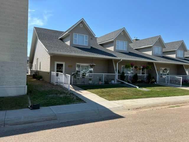 5008A 49 Street — photo 1