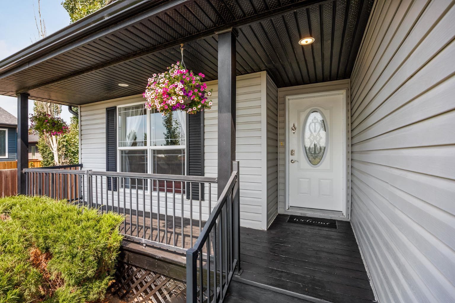 112 Hillview Drive — photo 4