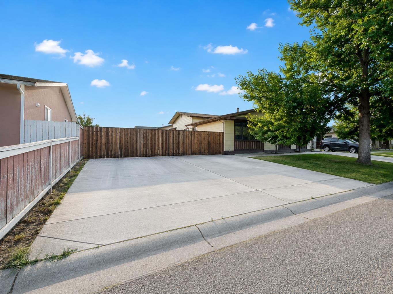 88 Castleglen Way NE — photo 3