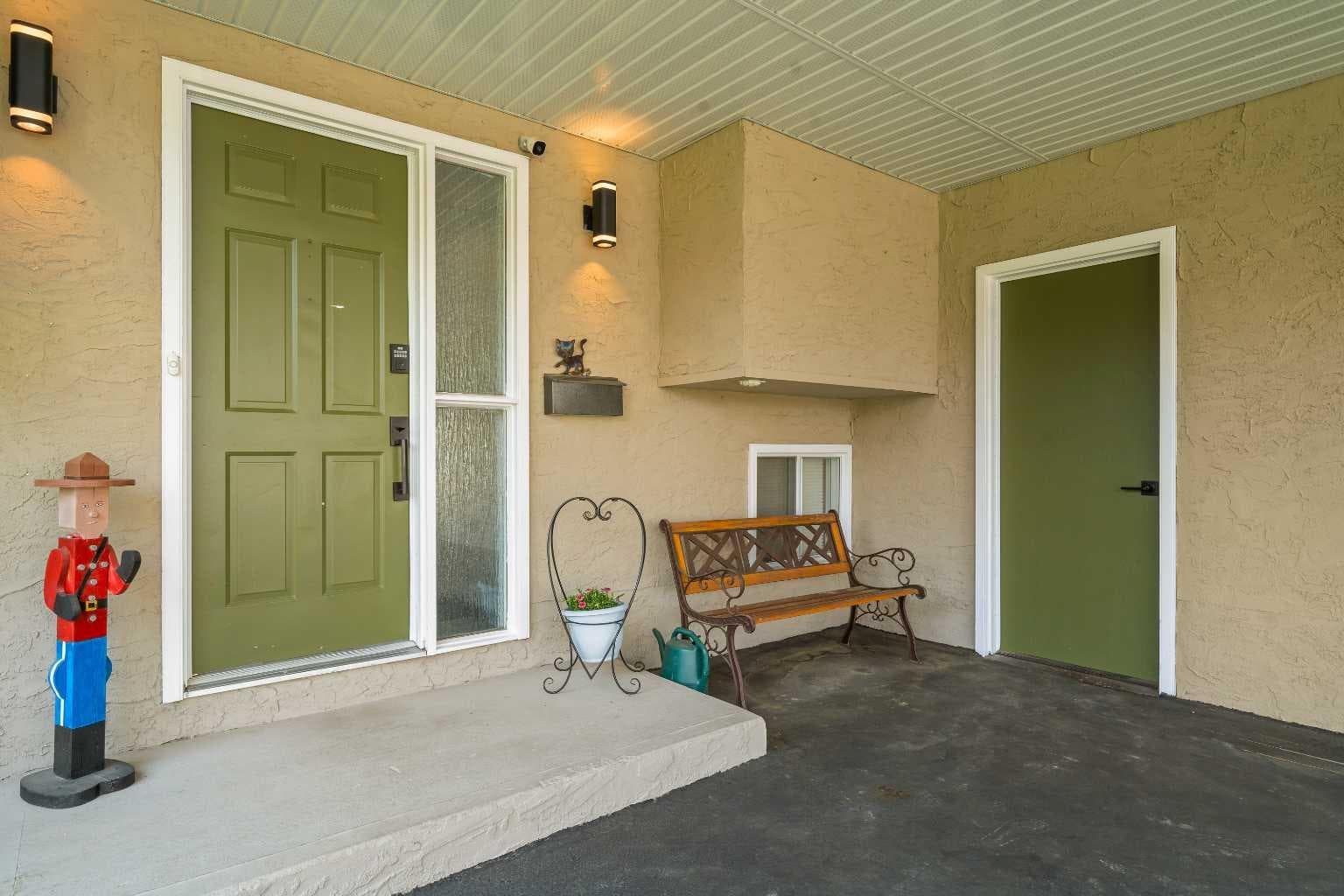 29 Carswell Road SE — photo 5