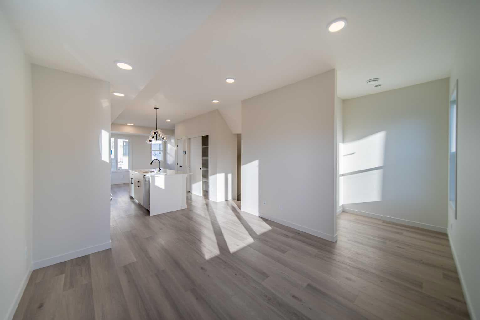 702A, 154 Arbour Lake Court NW — photo 4