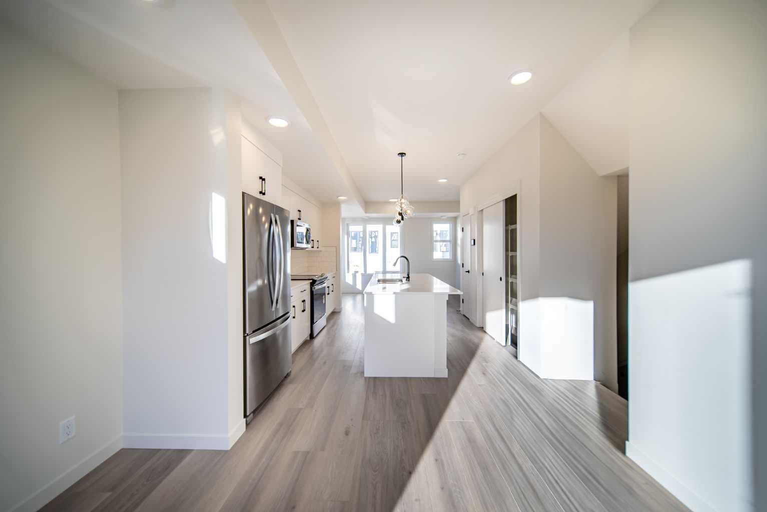 702A, 154 Arbour Lake Court NW — photo 5