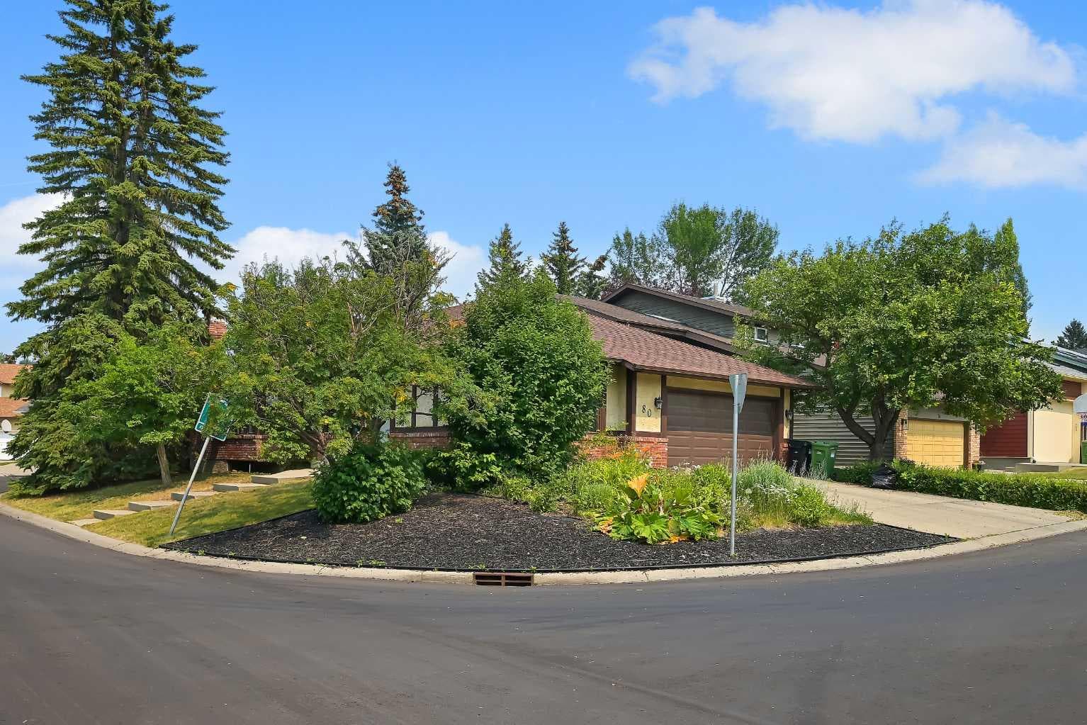 80 Edforth Way NW — photo 2