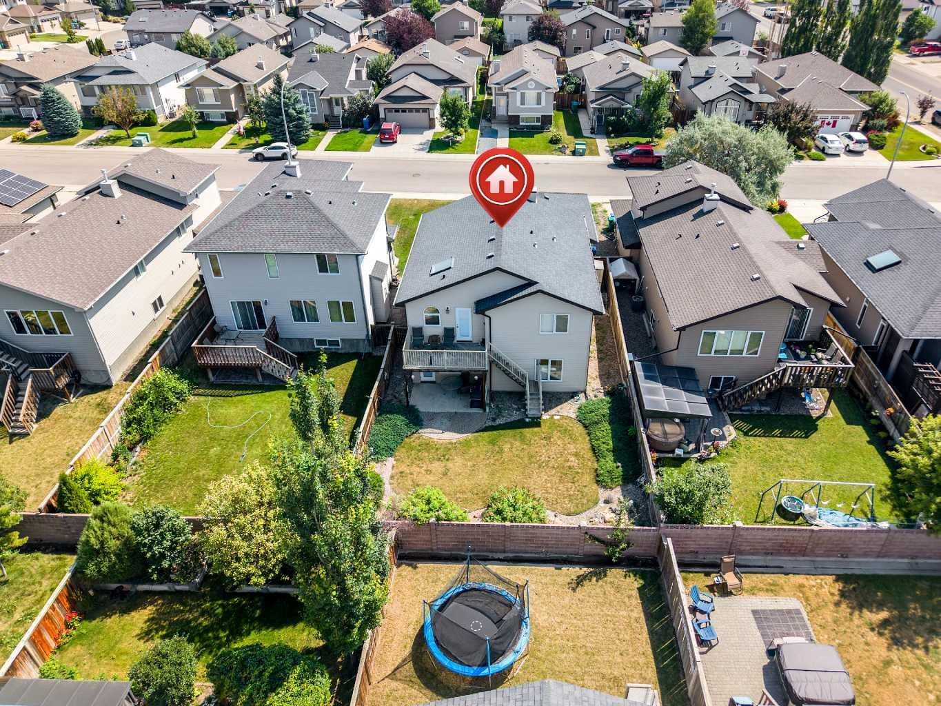 414 Gateway Crescent S — photo 4