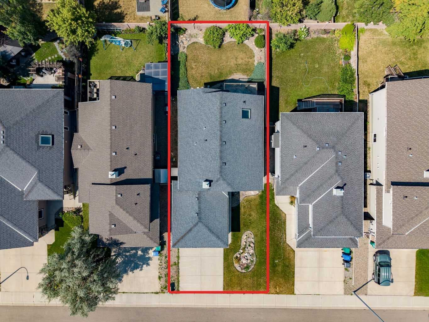 414 Gateway Crescent S — photo 5