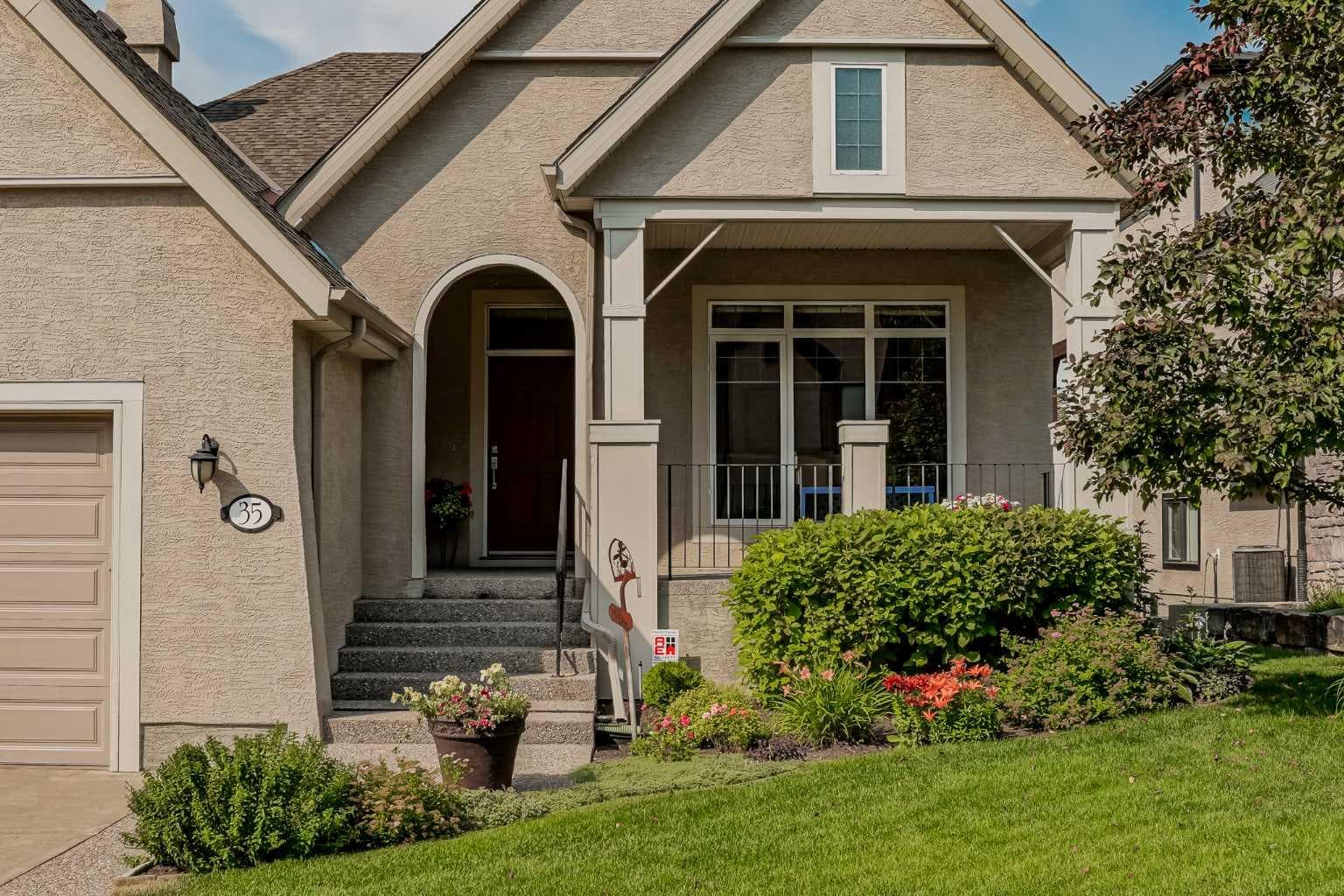 35 Tusslewood View NW — photo 3