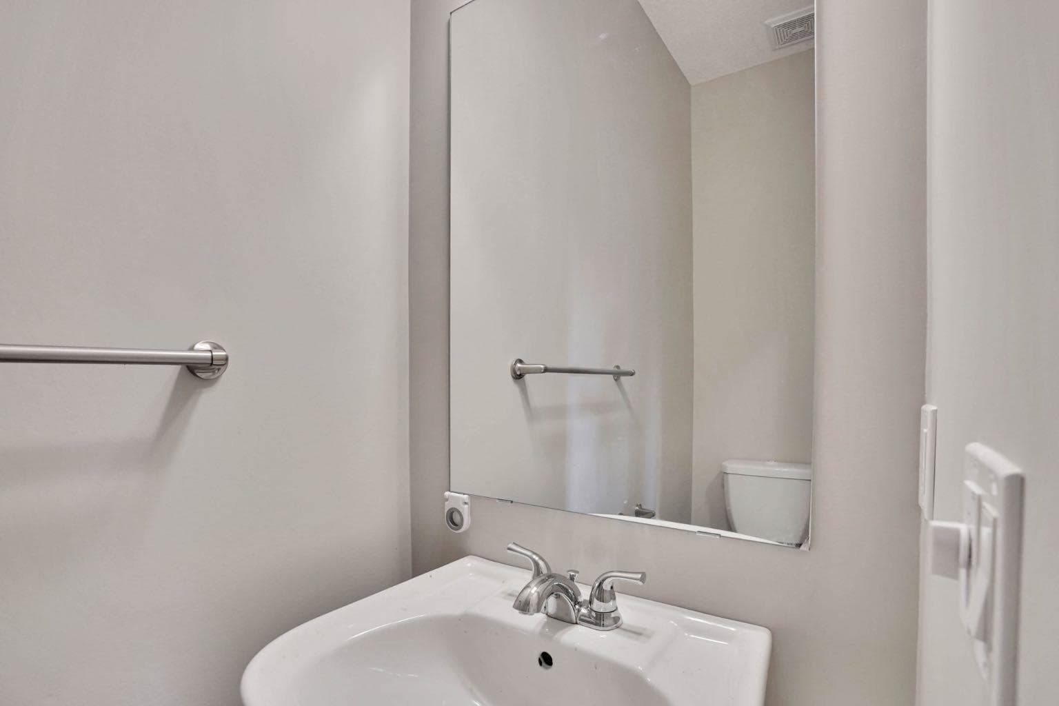 531 Evansborough Way NW — photo 4