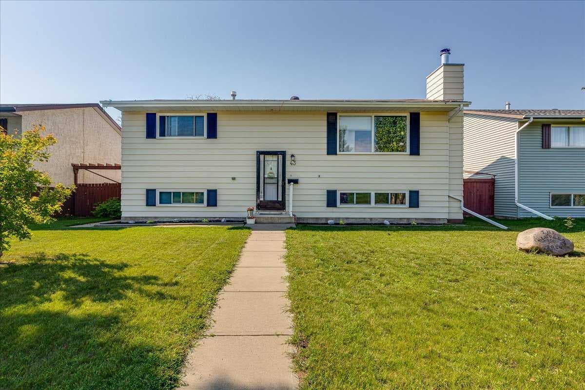 43 Oak Street — photo 1