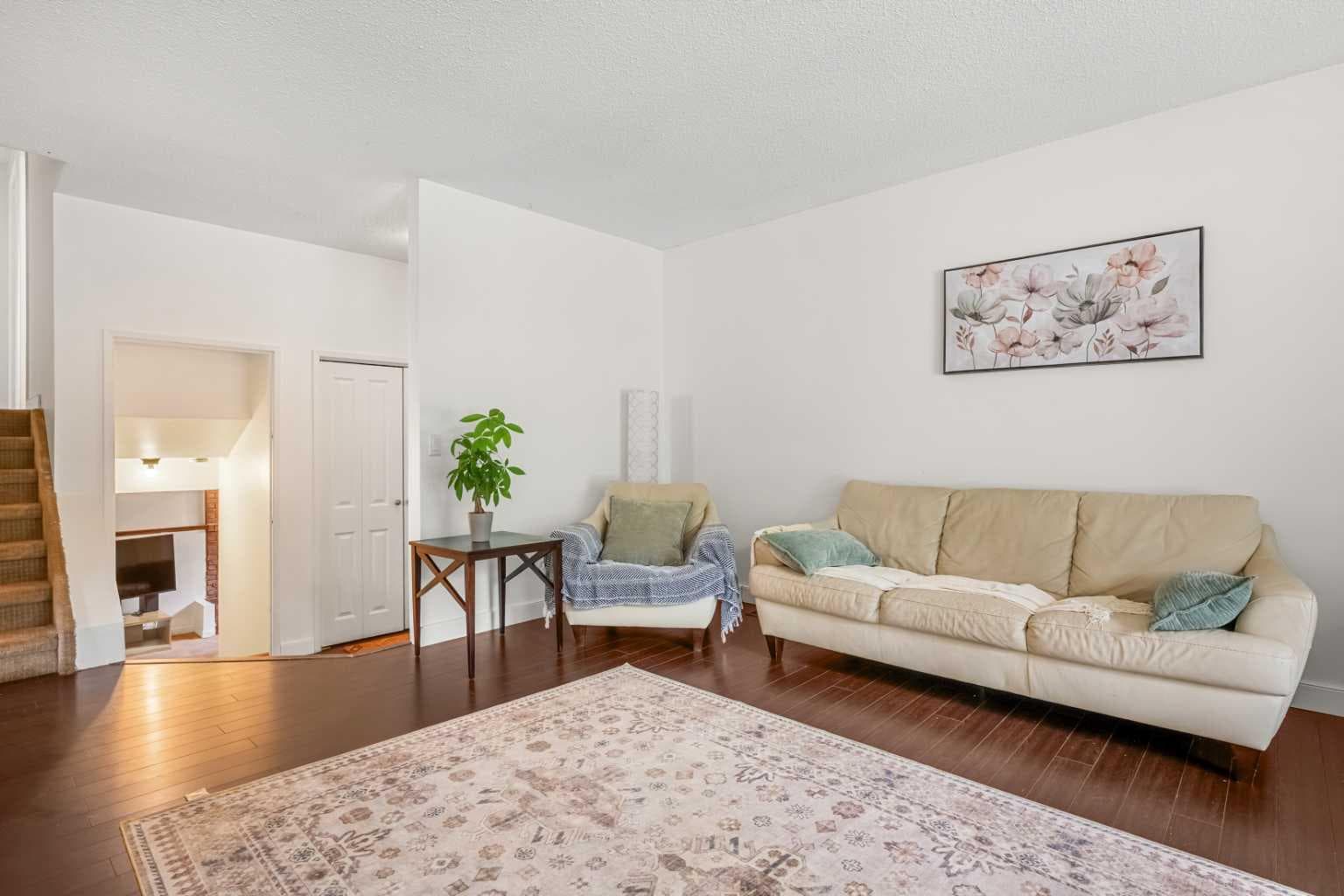 43 Lake Sylvan Close SE — photo 4
