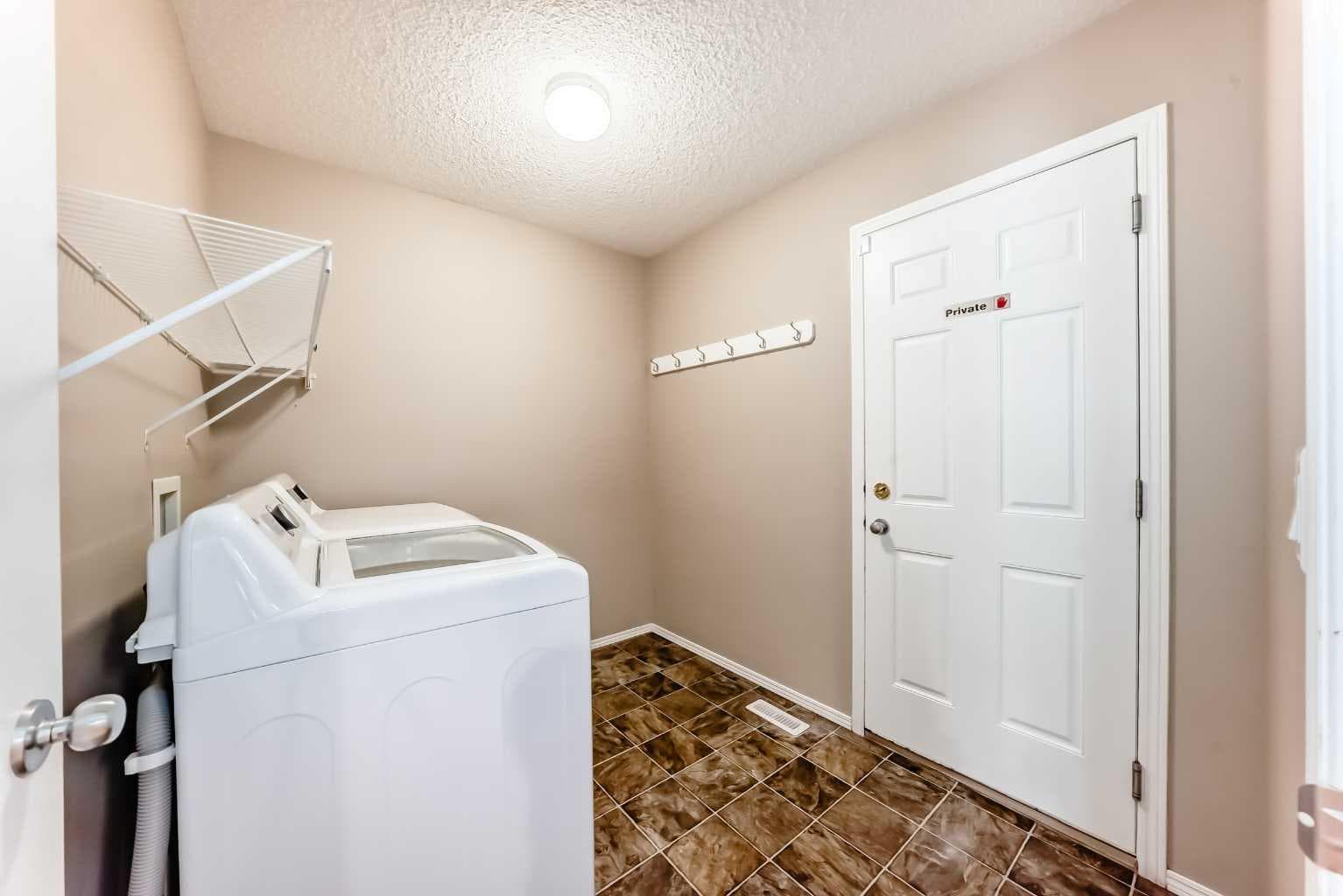 80 Eversyde Way SW — photo 3