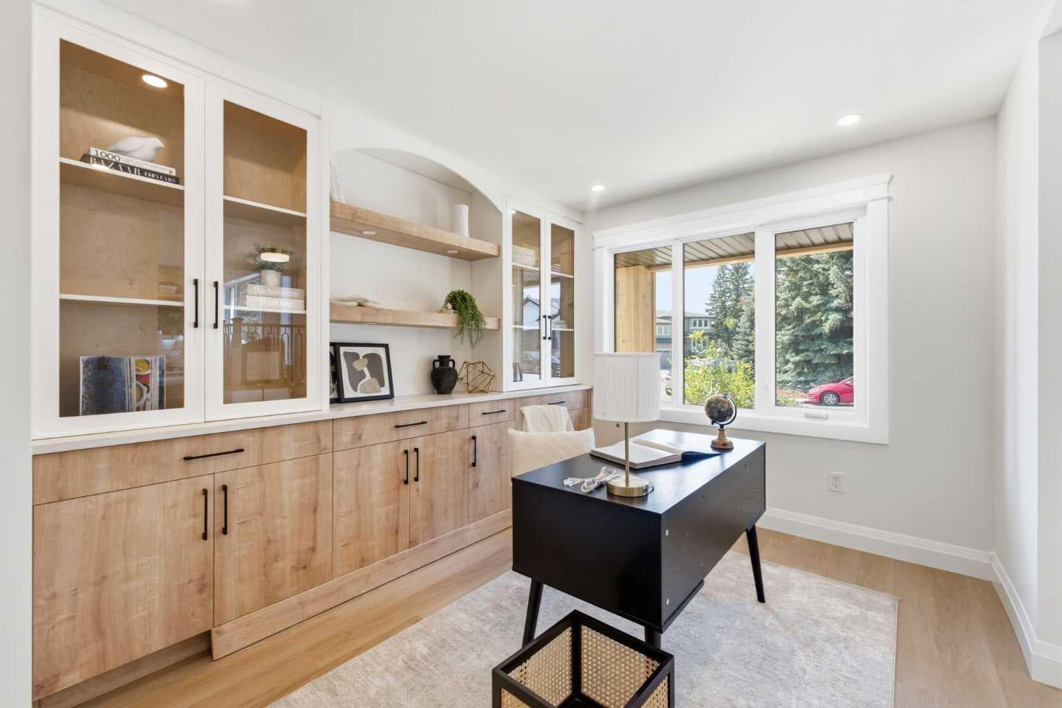 3375 Breton Close NW — photo 4