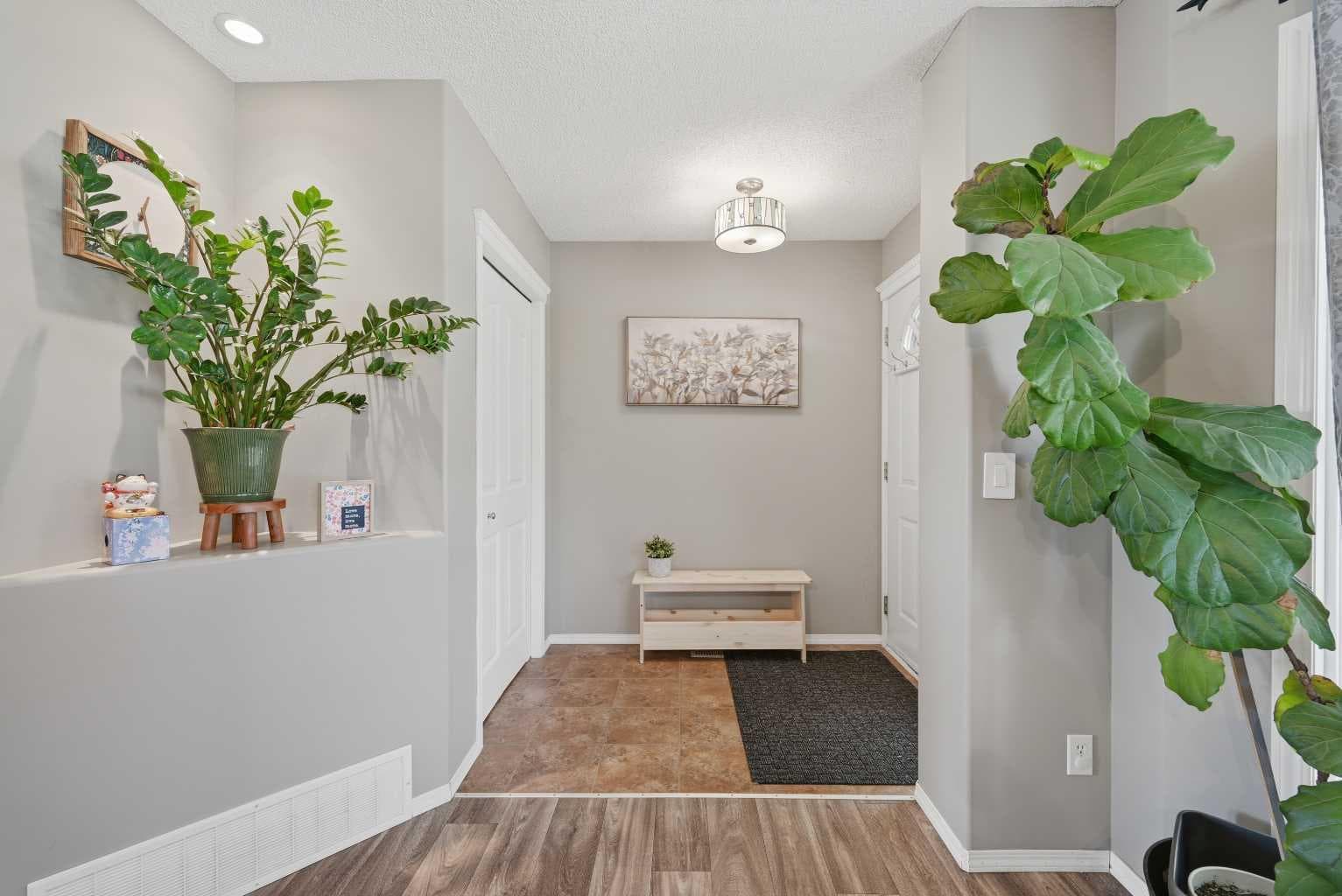 119 Bridlewood Common SW — photo 4