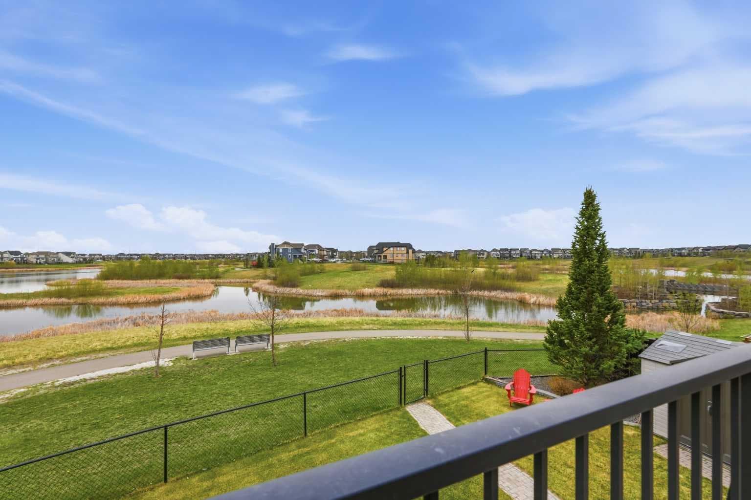 127 Marquis Grove SE — photo 4