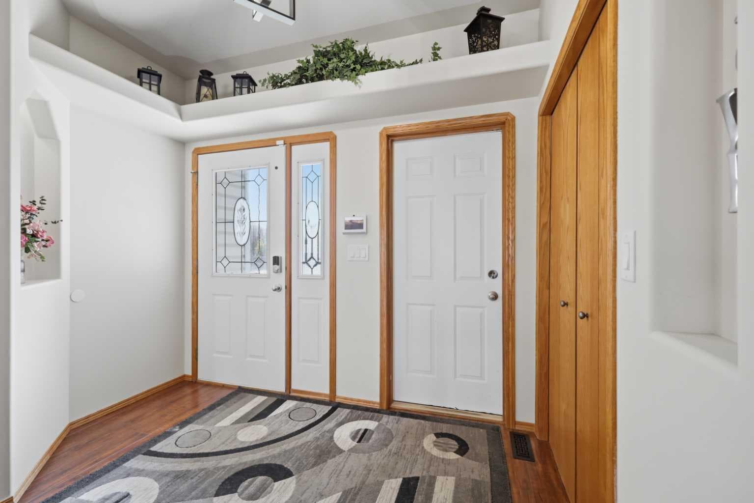 6 Firdale Drive — photo 2