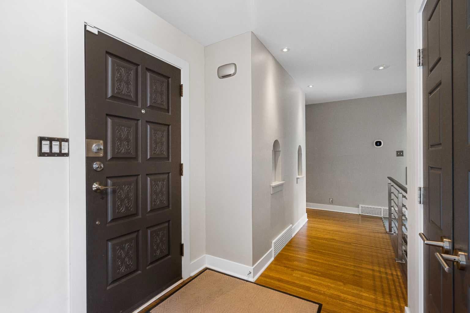 119 Coleridge Road NW — photo 2
