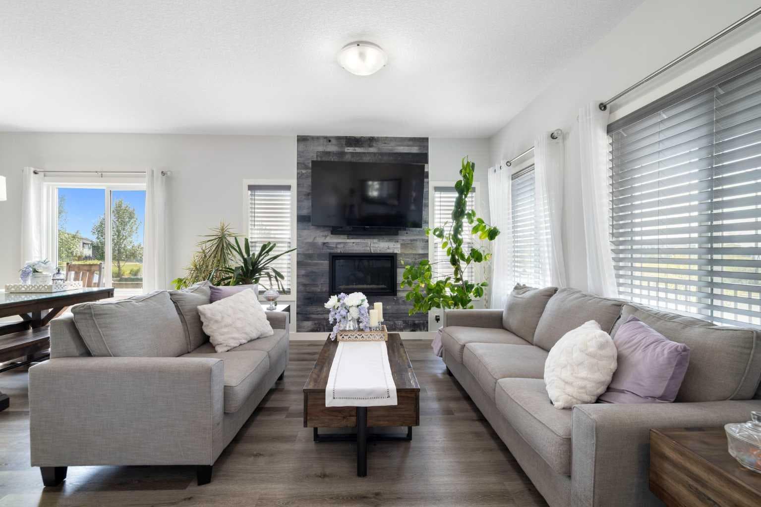 153 Sandstone Drive — photo 3