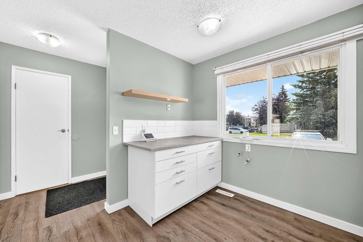 383 Georgian Villas NE — photo 5
