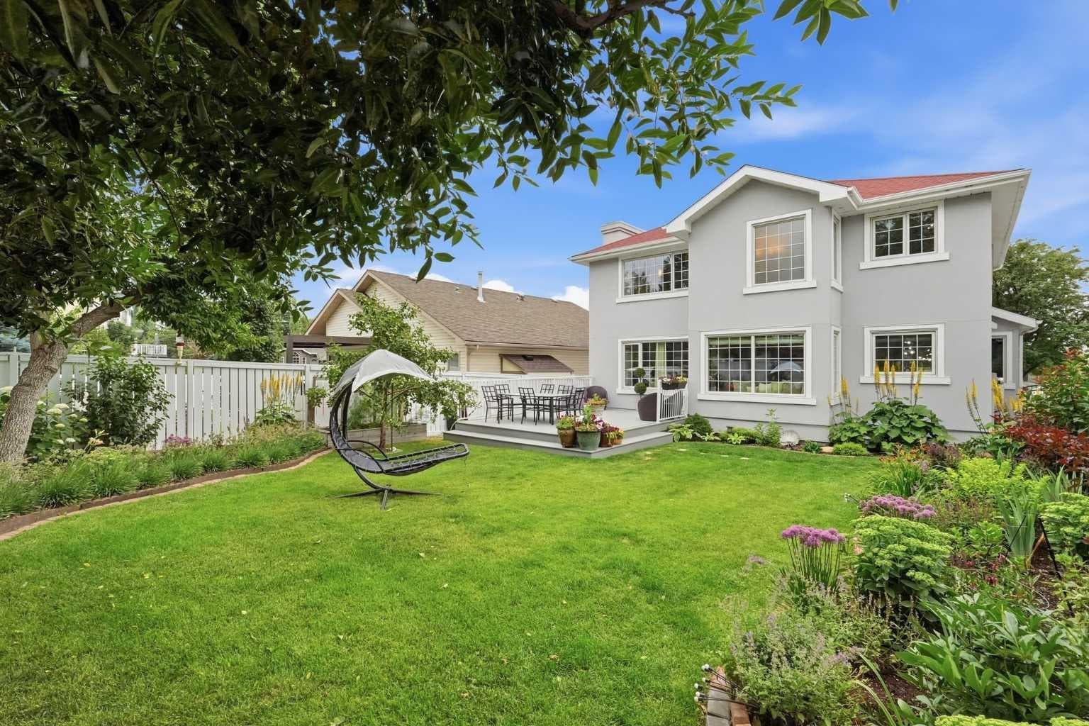606 Schubert Place NW — photo 3