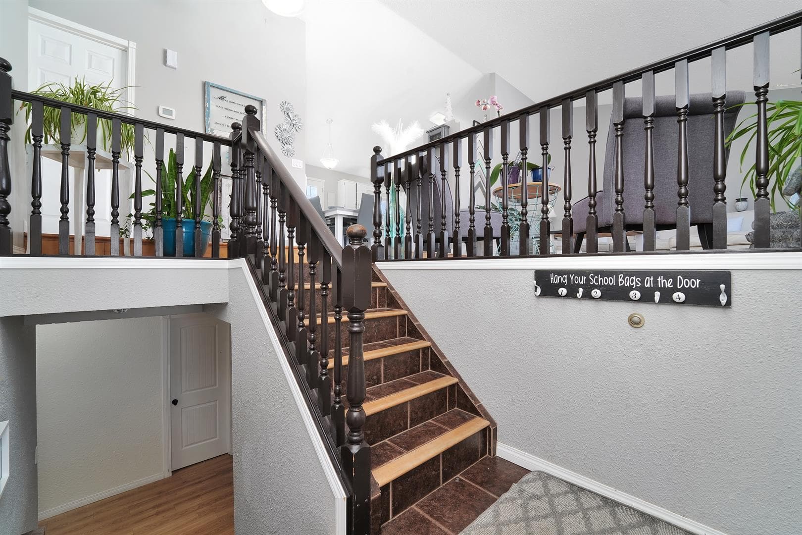 4640 47 Street — photo 4
