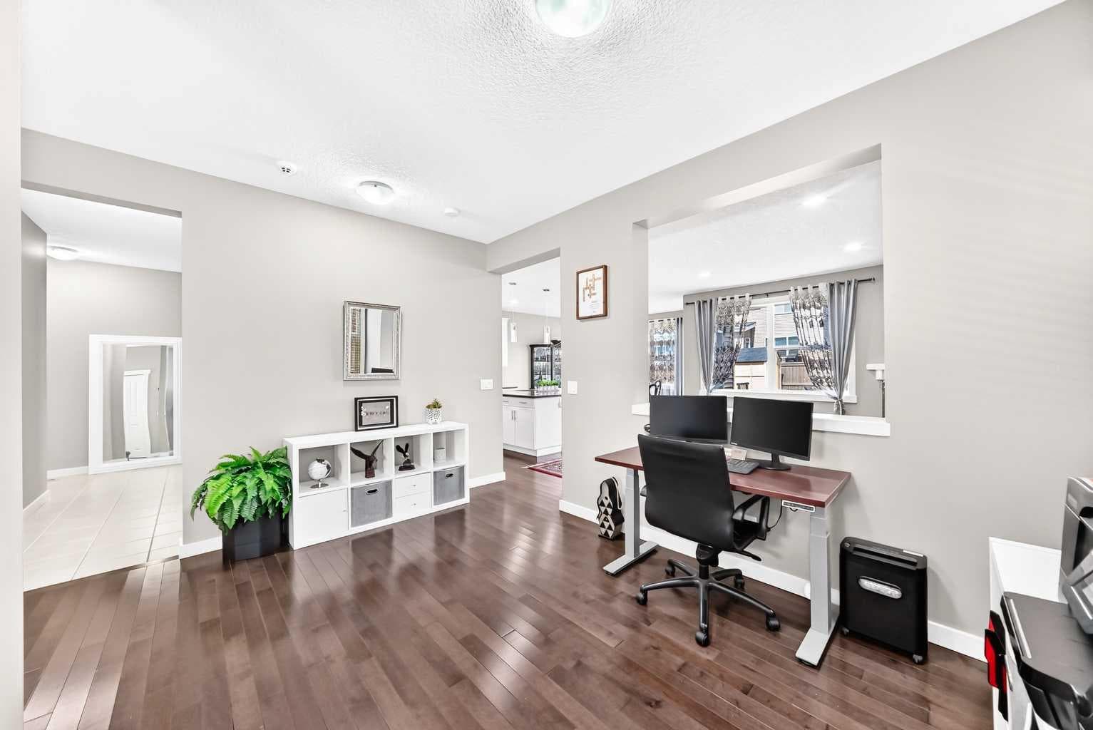 56 Evansborough Green NW — photo 4