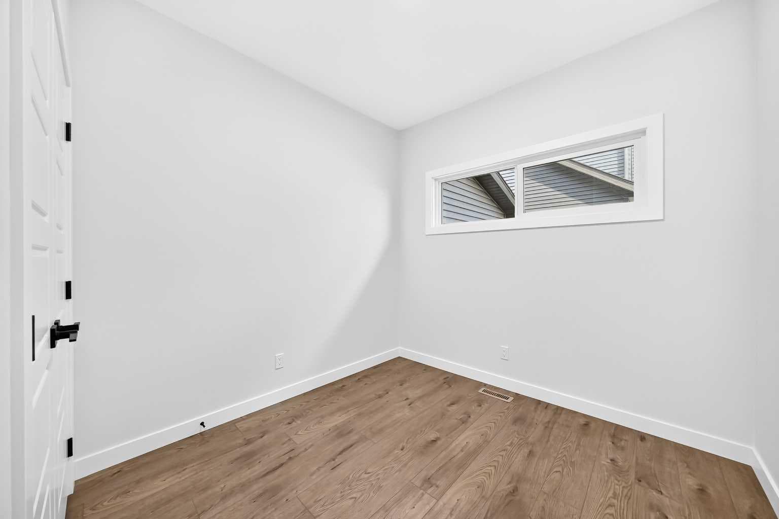 199 Langwell Common SE — photo 5