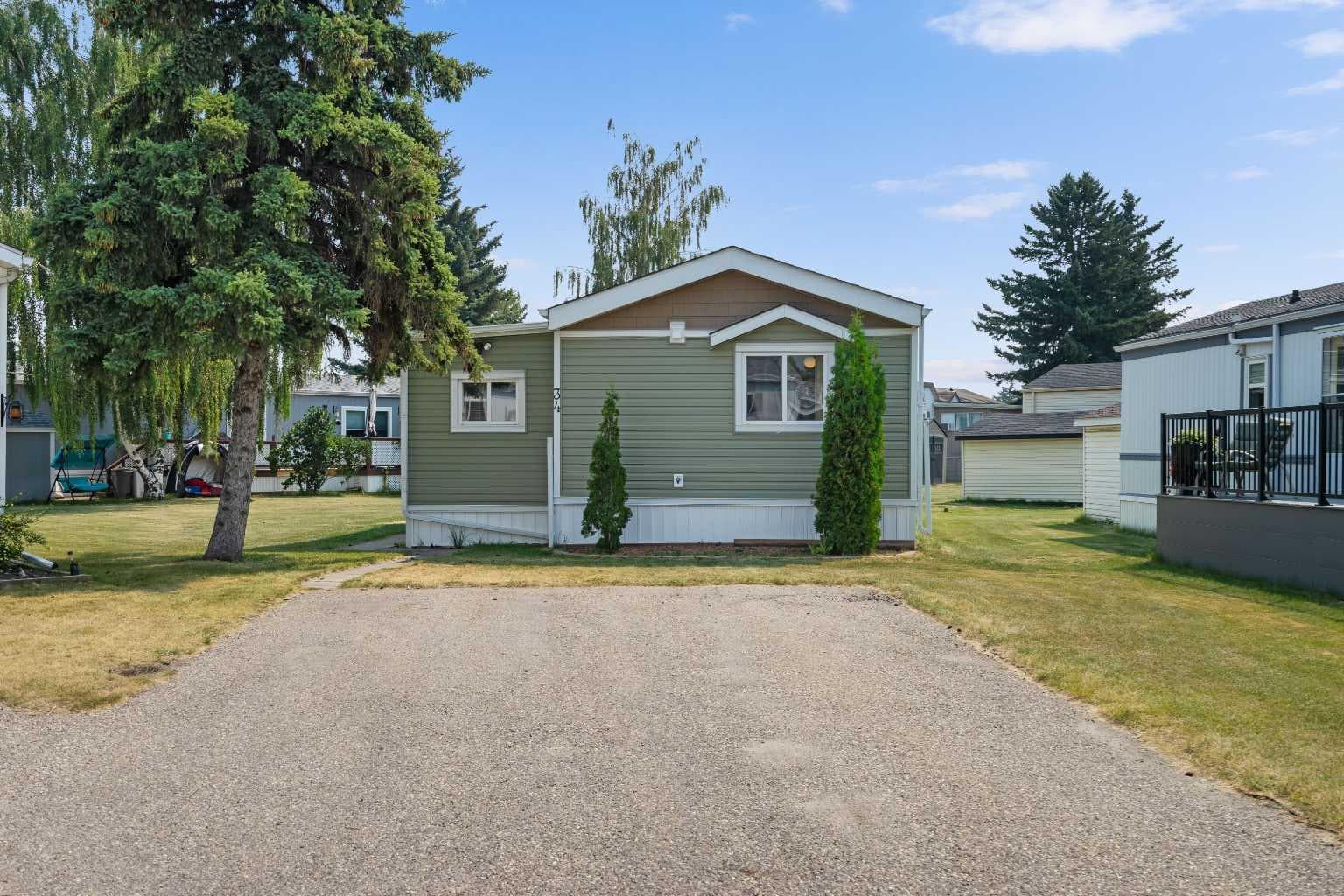 34 Burroughs Place NE — photo 1